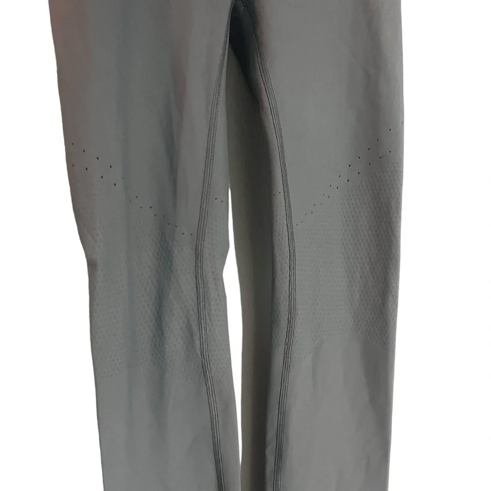 Lululemon Zoned In Tight leggings Moon Phase size 6
